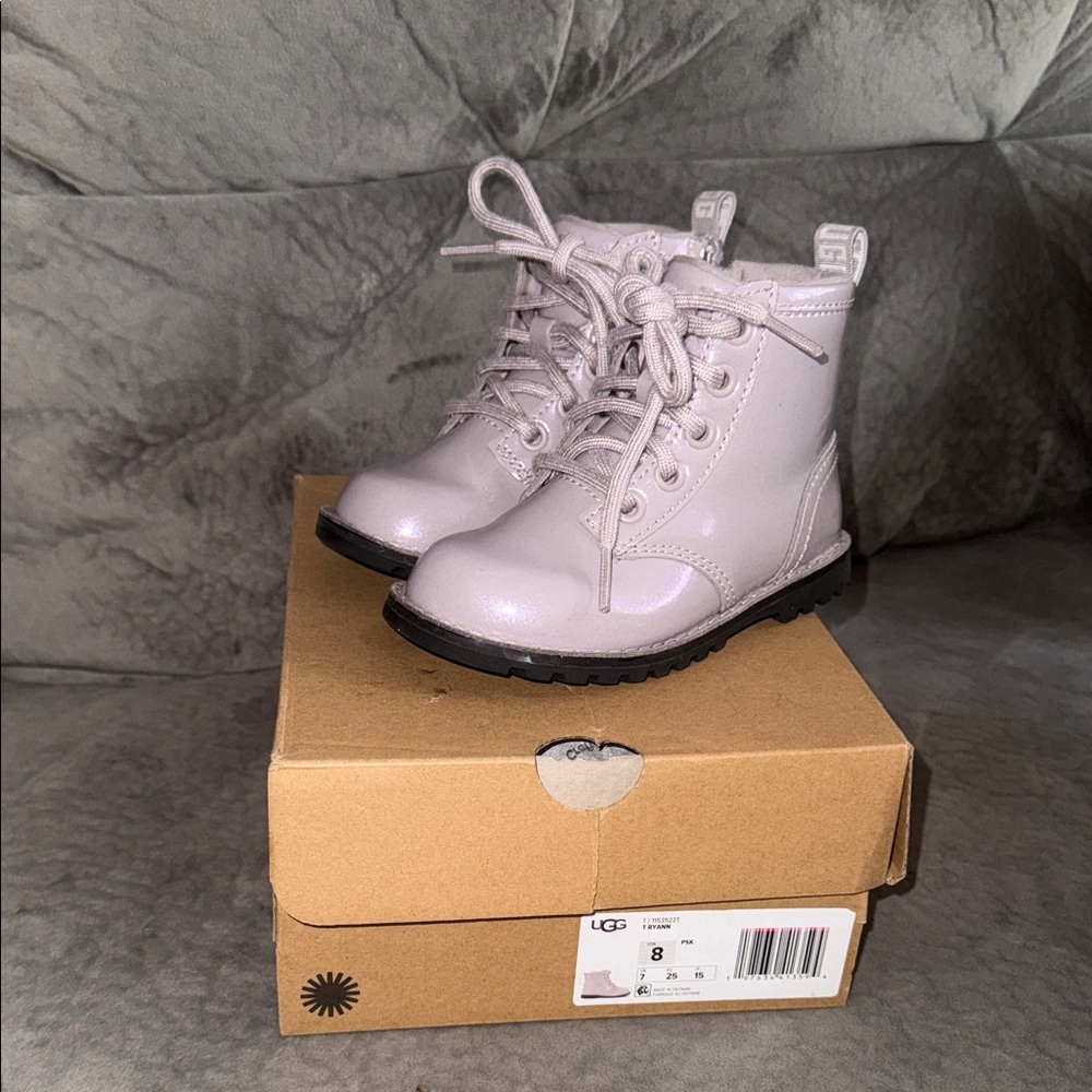 Kids Lace-Up Boots in Light Purple